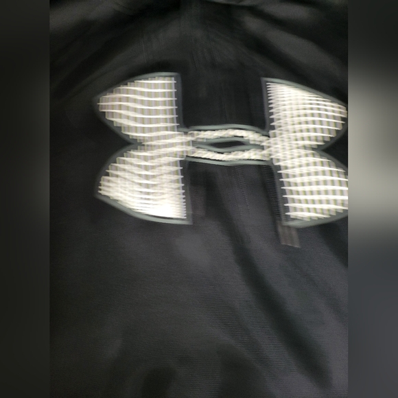 🛒🛍️💥Gently used mens large loose fit cold gear black logo hoodie - Picture 2 of 4